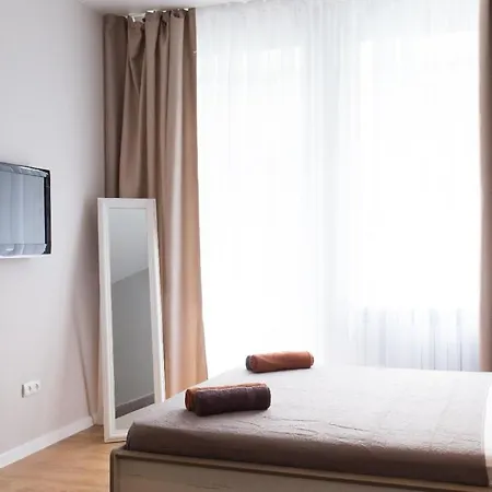 New Studio Near Metro Yaroslava Mudroho, Universytet - Chernyshevska Str 95-1 Харьков Экстерьер фото