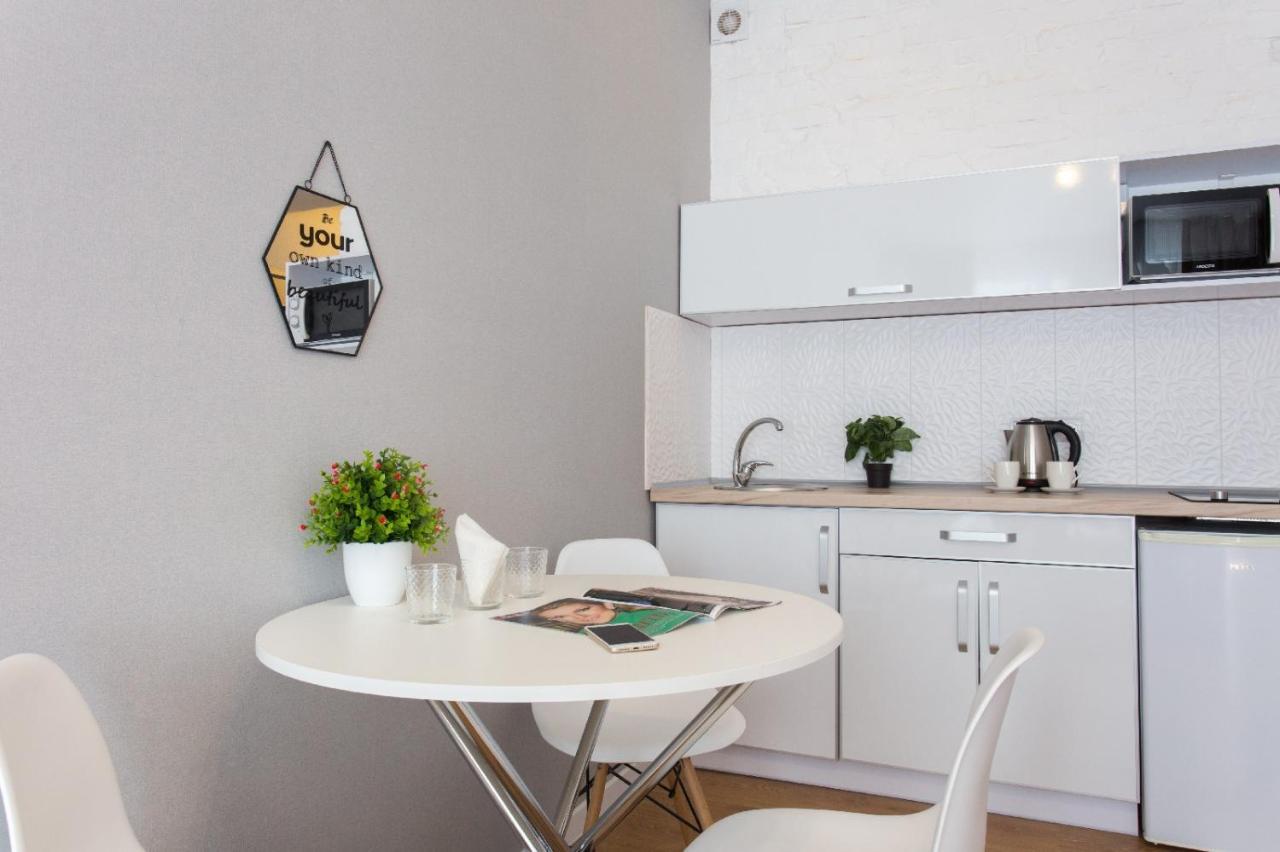 New Near Metro Yaroslava Mudroho, Universytet - Chernyshevska Str 95-1 Kharkiv